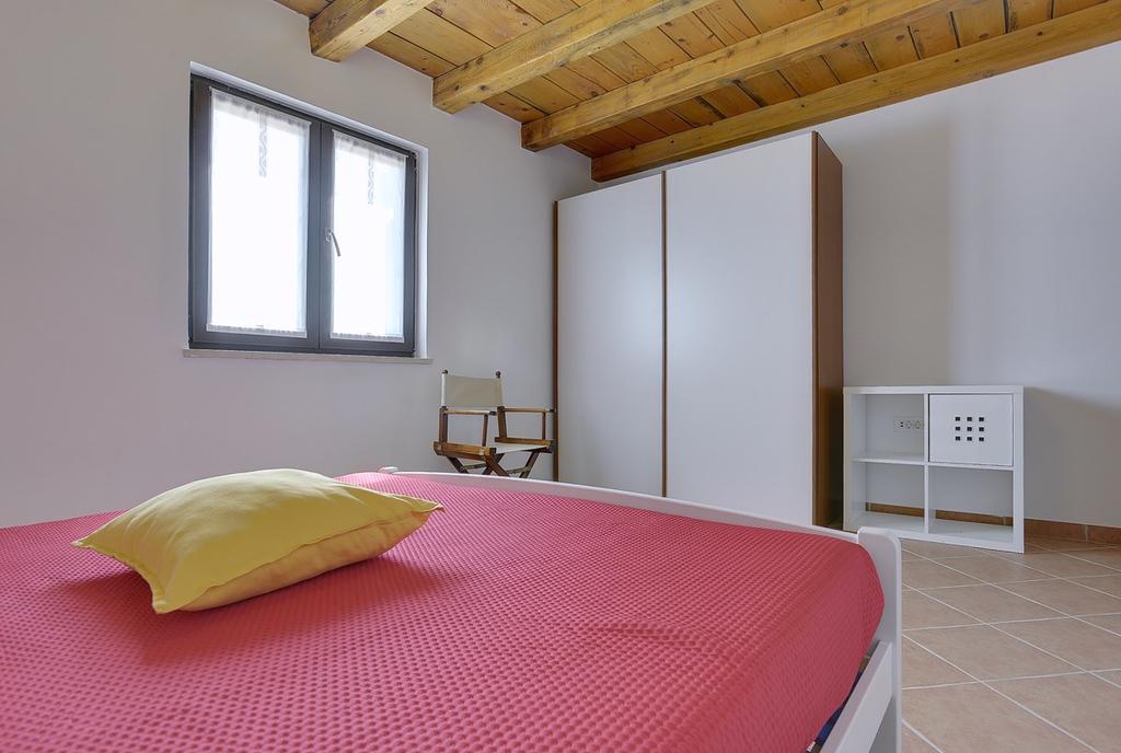 Ližnjan Apartments Susanna מראה חיצוני תמונה